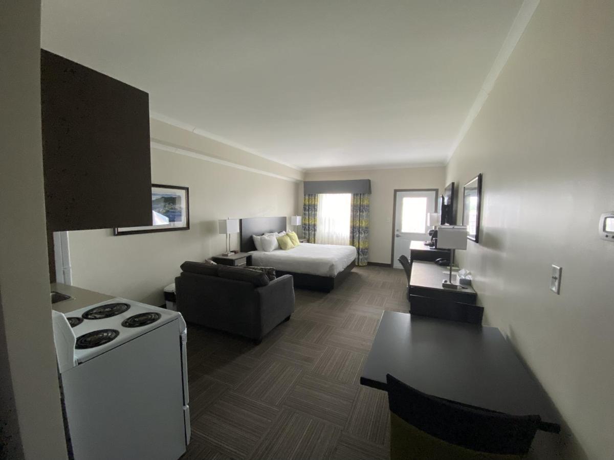 Crossroads Inn & Suites Paradise Exteriör bild