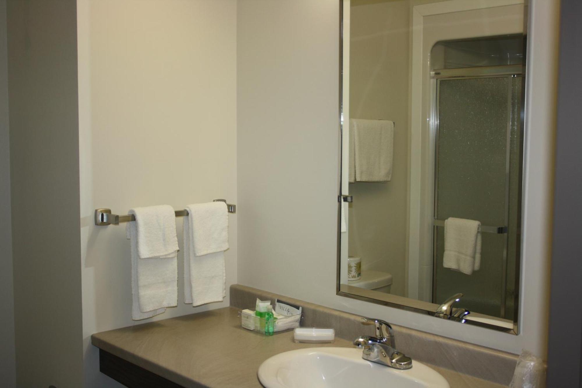 Crossroads Inn & Suites Paradise Rum bild