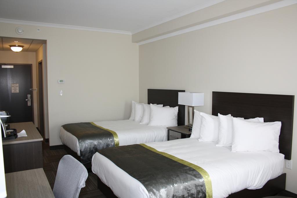 Crossroads Inn & Suites Paradise Exteriör bild