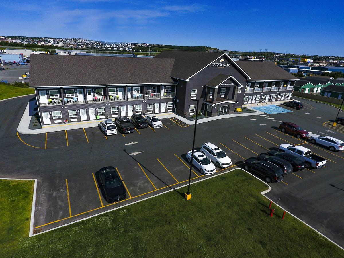 Crossroads Inn & Suites Paradise Exteriör bild